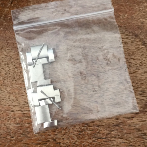 Kenneth Cole watch - Picture 4 of 4